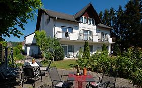 Land-Gut-Hotel Burgblick